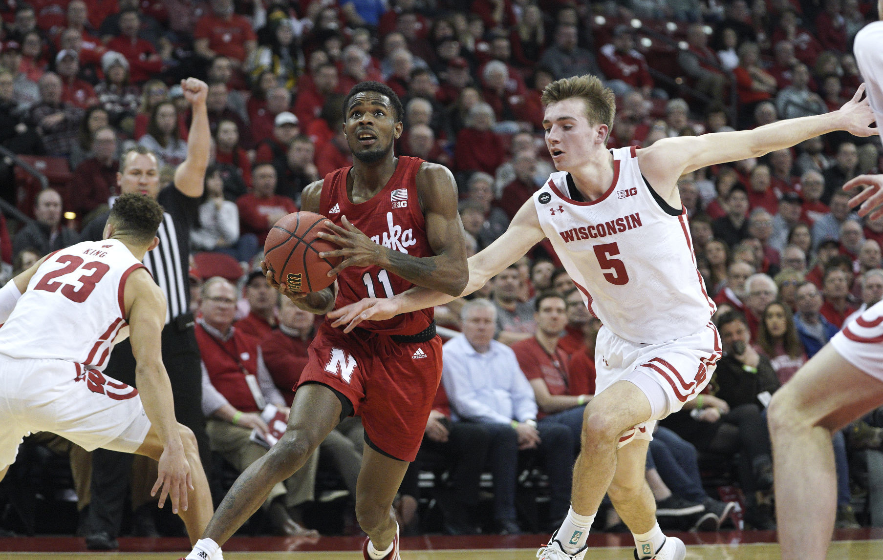 Badgers 82, Cornhuskers 68